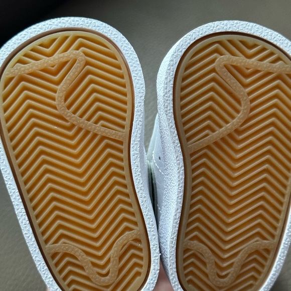 COPY - Toddler NIKE BLAZER MID ‘77 - Picture 4 of 6